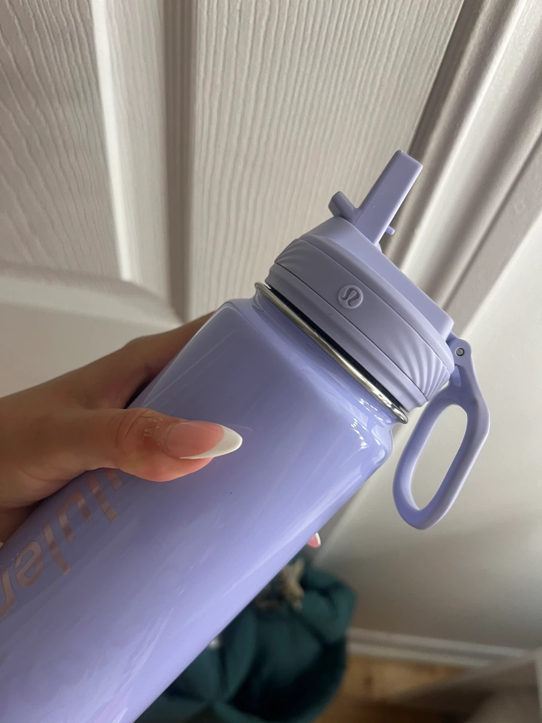 Lululemon bottle - photo 2