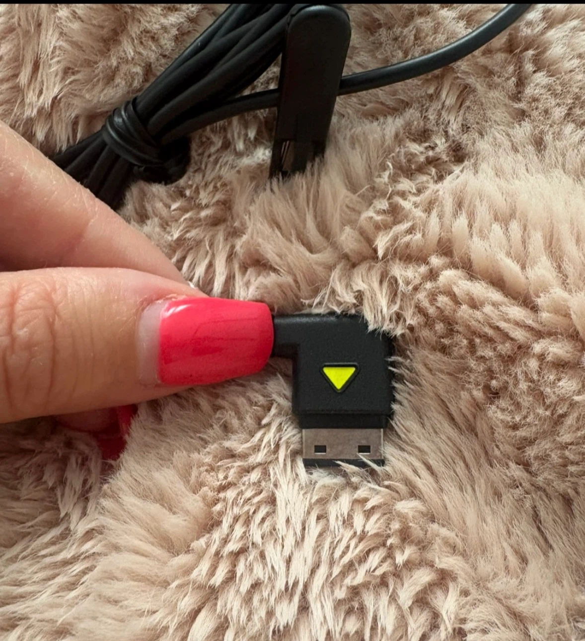 Samsung headset (Never used) (Giving away for Free) - photo 4