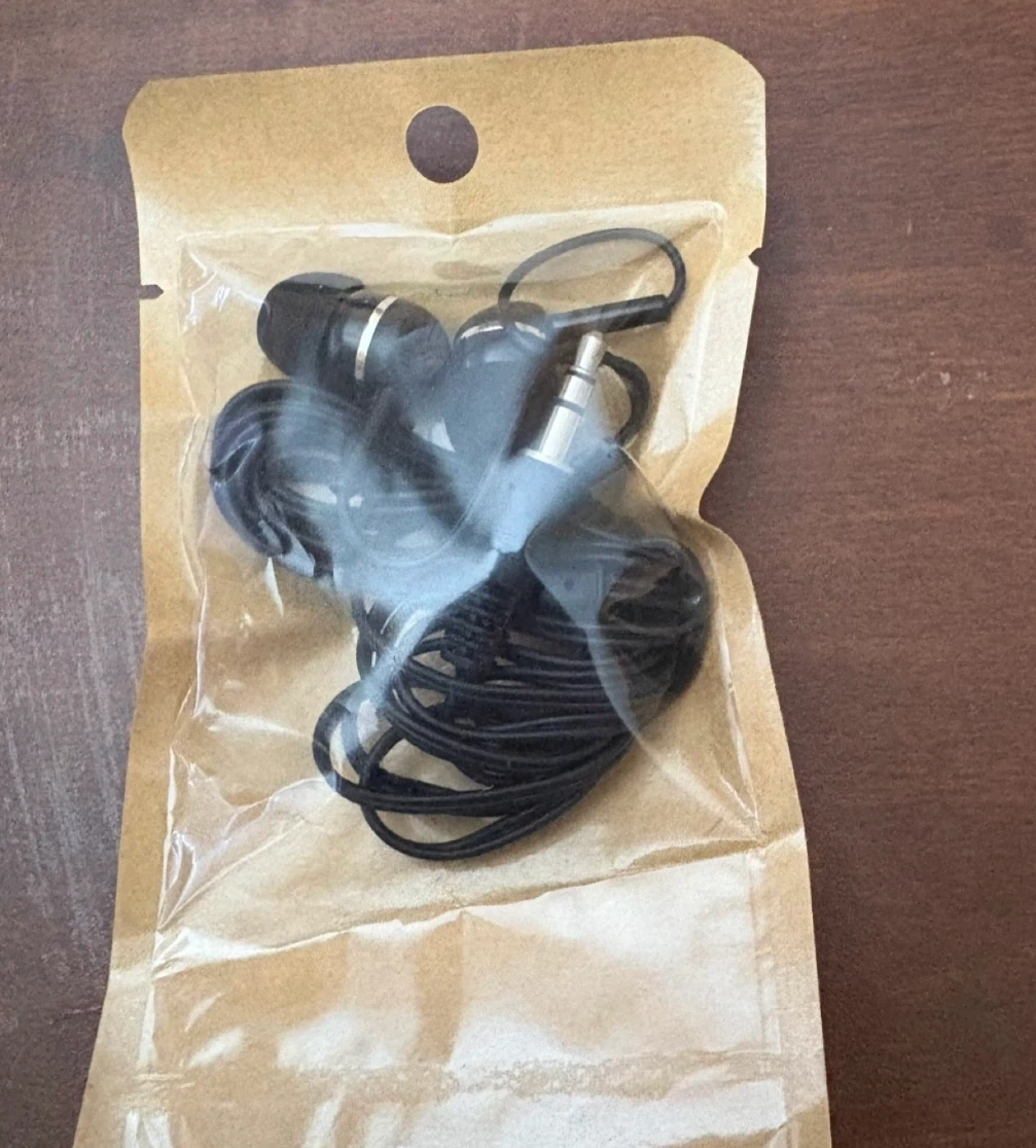 Wired headphones (Never used)(Giving away for Free)