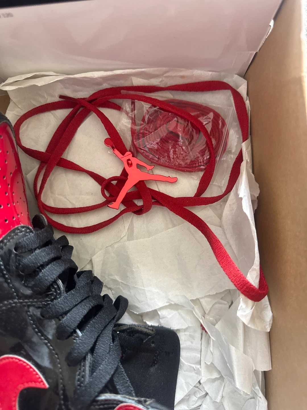 Air Jordan 1 Retro High OG Patent Bred Size 11 - photo 5