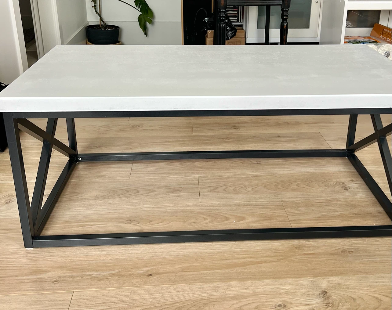 Large coffee table, White top - photo 2