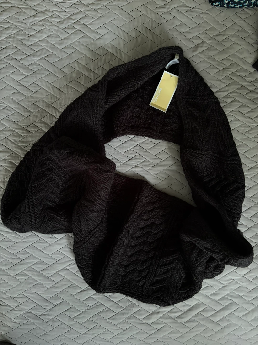 NWT - Michael Kors infinity scarf