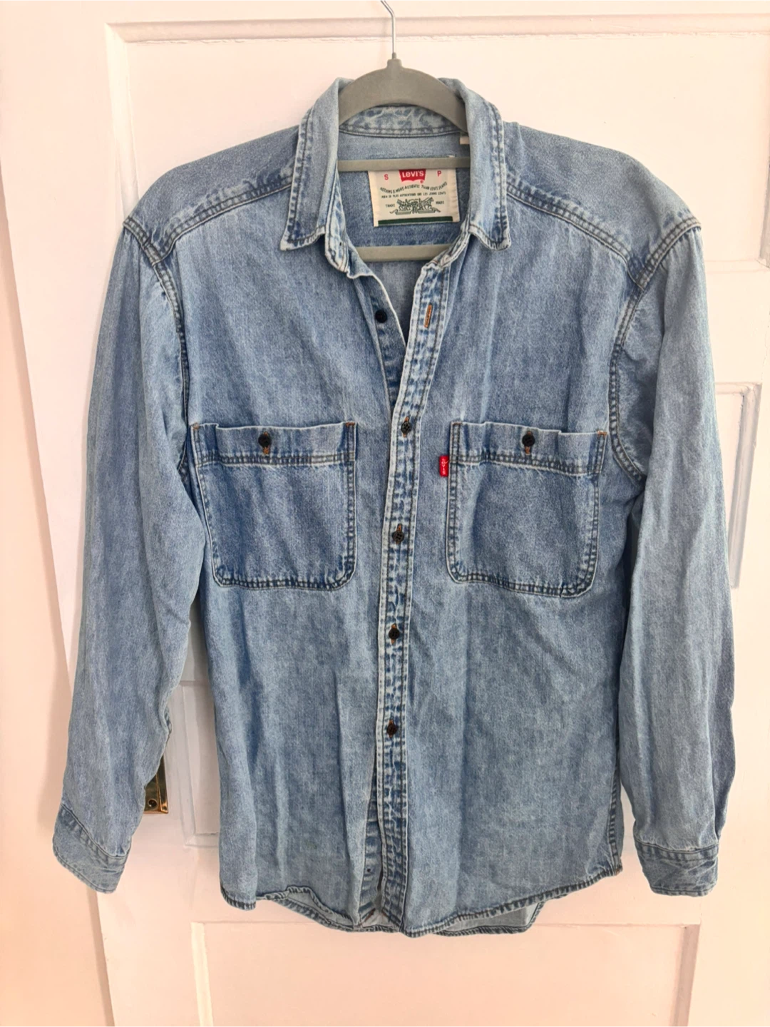 Levi's Light Wash Denim Shirt Size Small