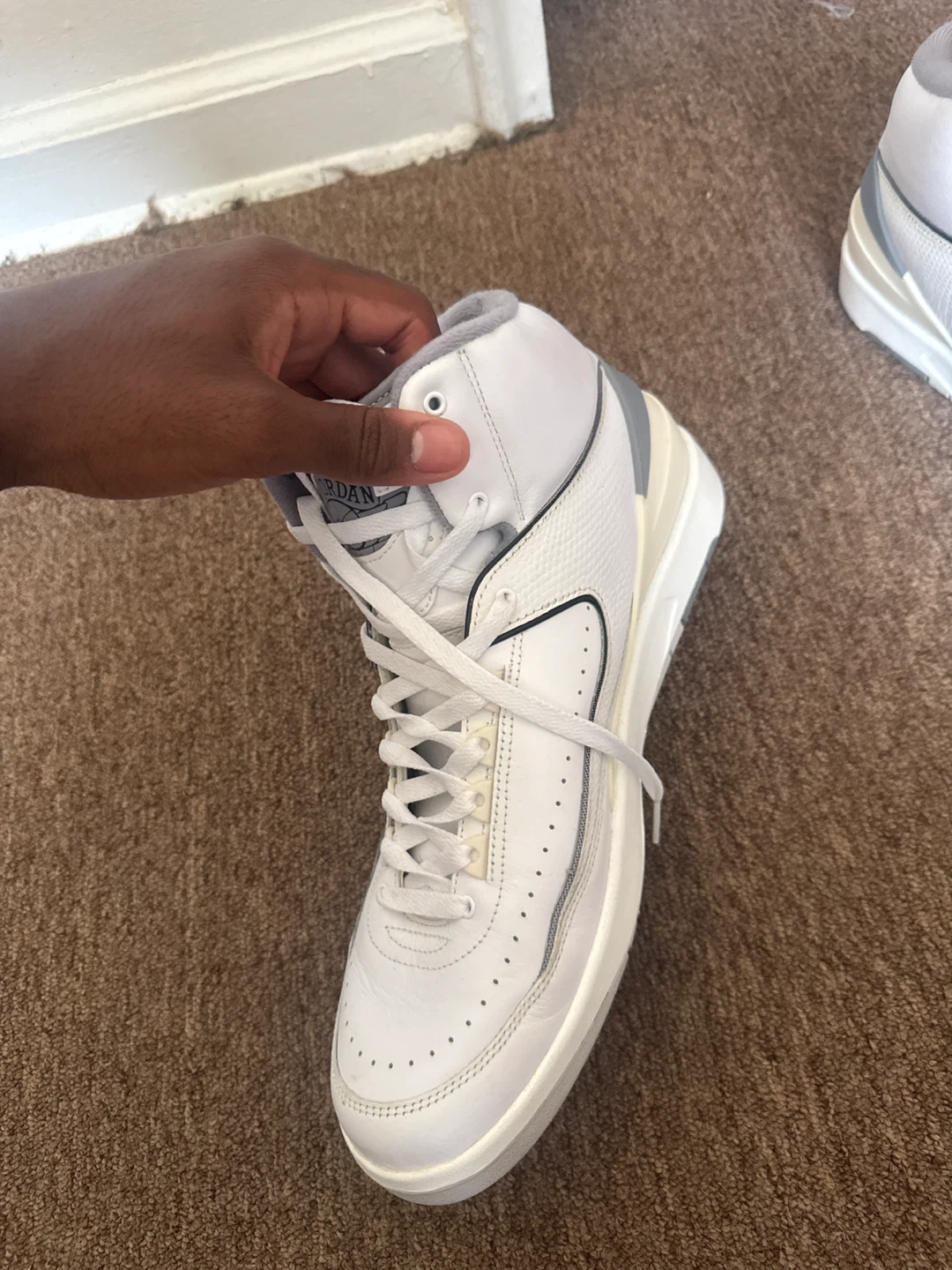 Air Jordan 2 Retro White/Grey Size 13 - photo 2