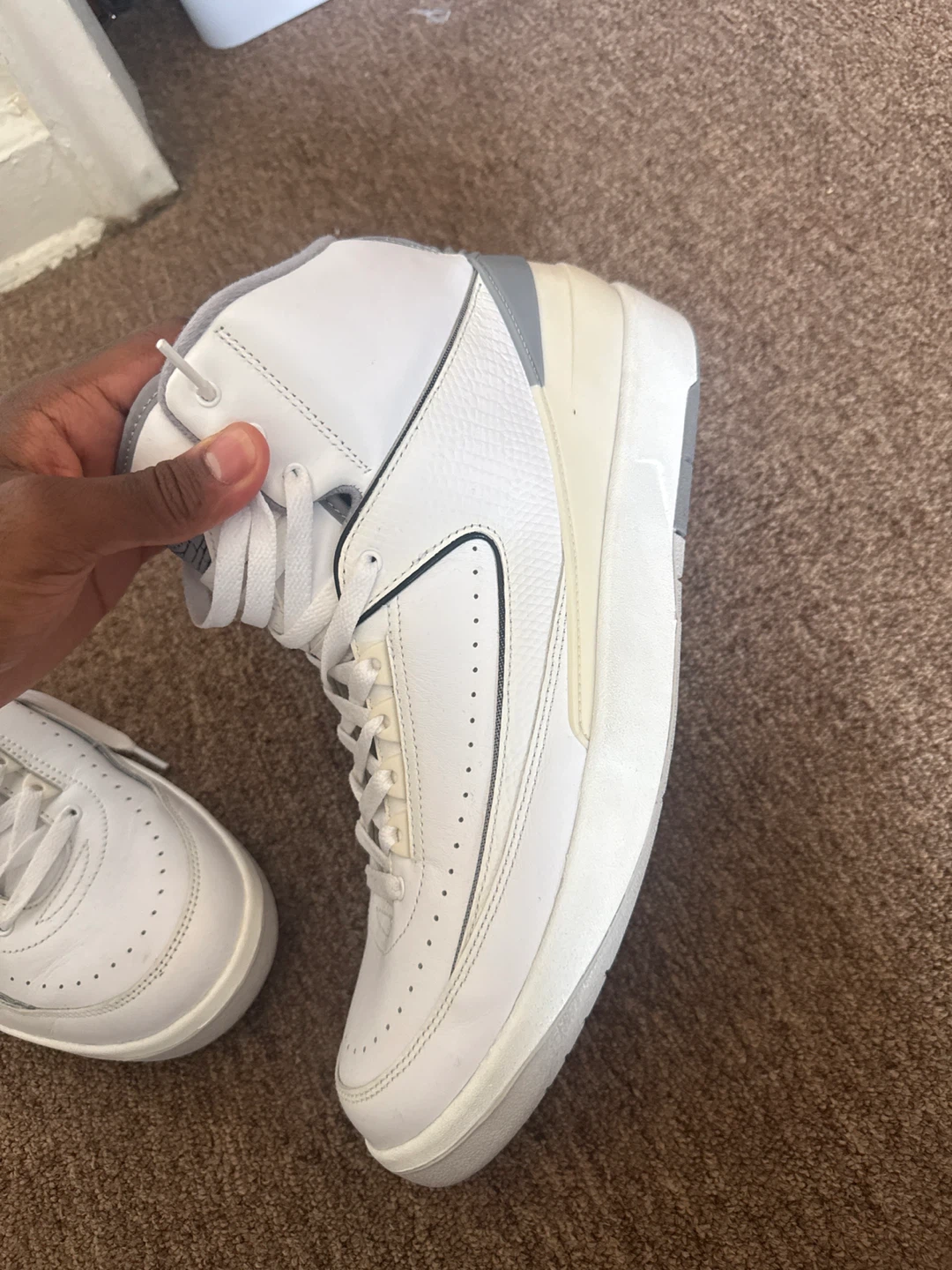 Air Jordan 2 Retro White/Grey Size 13 - photo 4