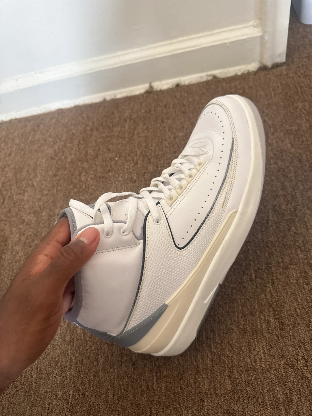 Air Jordan 2 Retro White/Grey Size 13 - photo 5