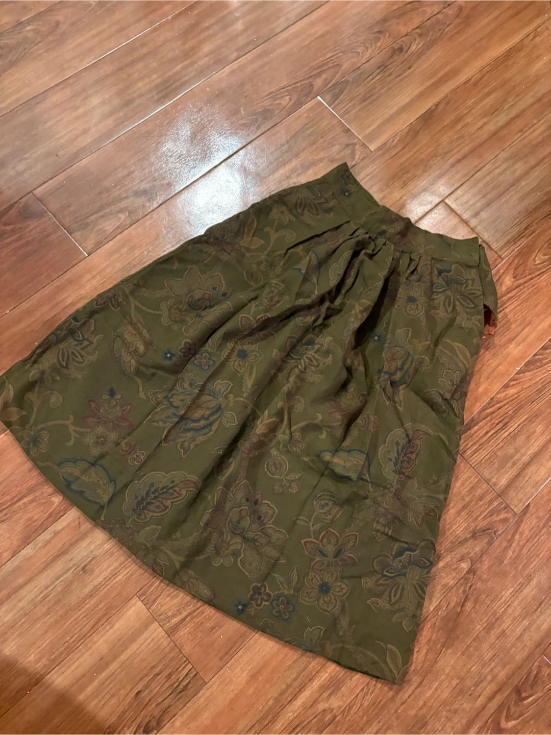 Assorted Women's Clothing Bundle - photo 3
