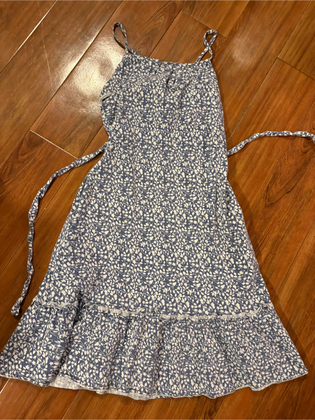 Assorted Women's Clothing Bundle - photo 4