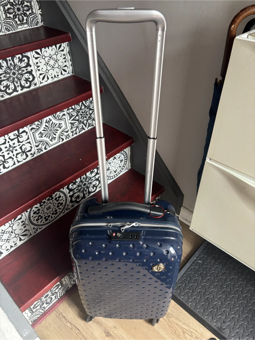 Navy Blue Hardshell Spinner Suitcase - photo 2