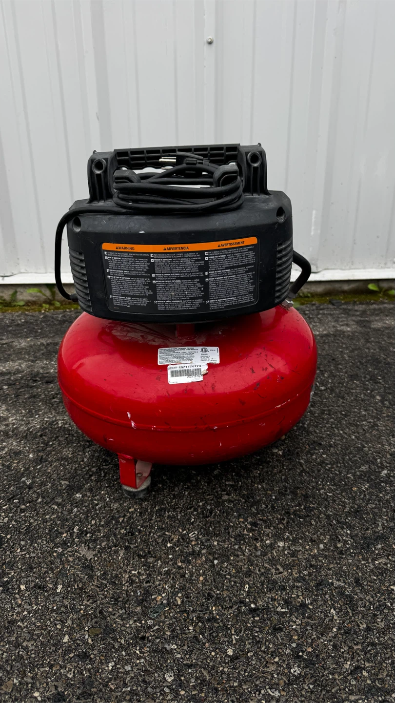 Porter-Cable 6-Gal Pancake Air Compressor (150 PSI) - photo 3