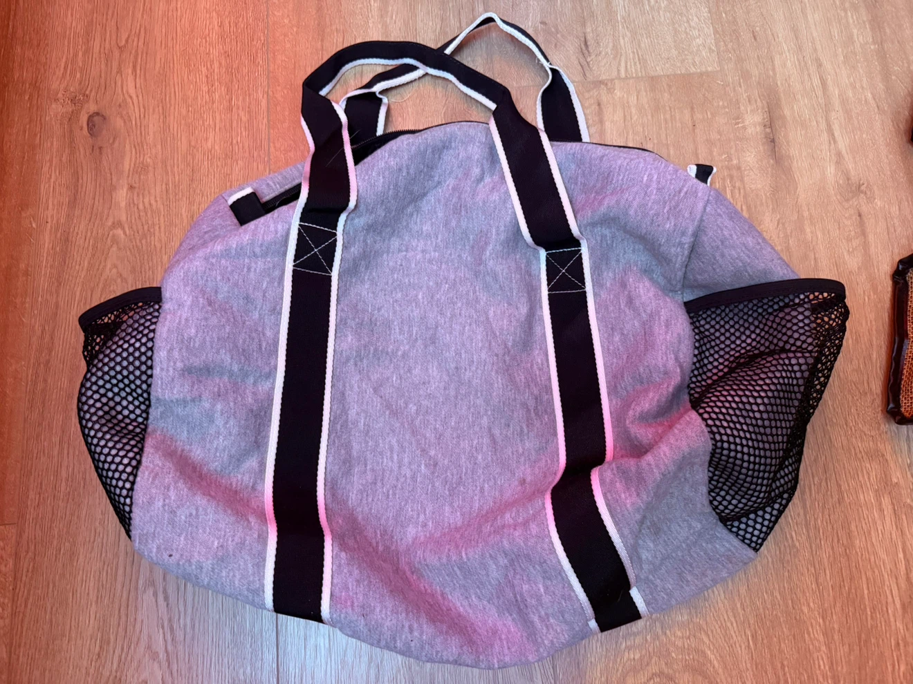 Victoria Sport Grey Duffle Bag - photo 2