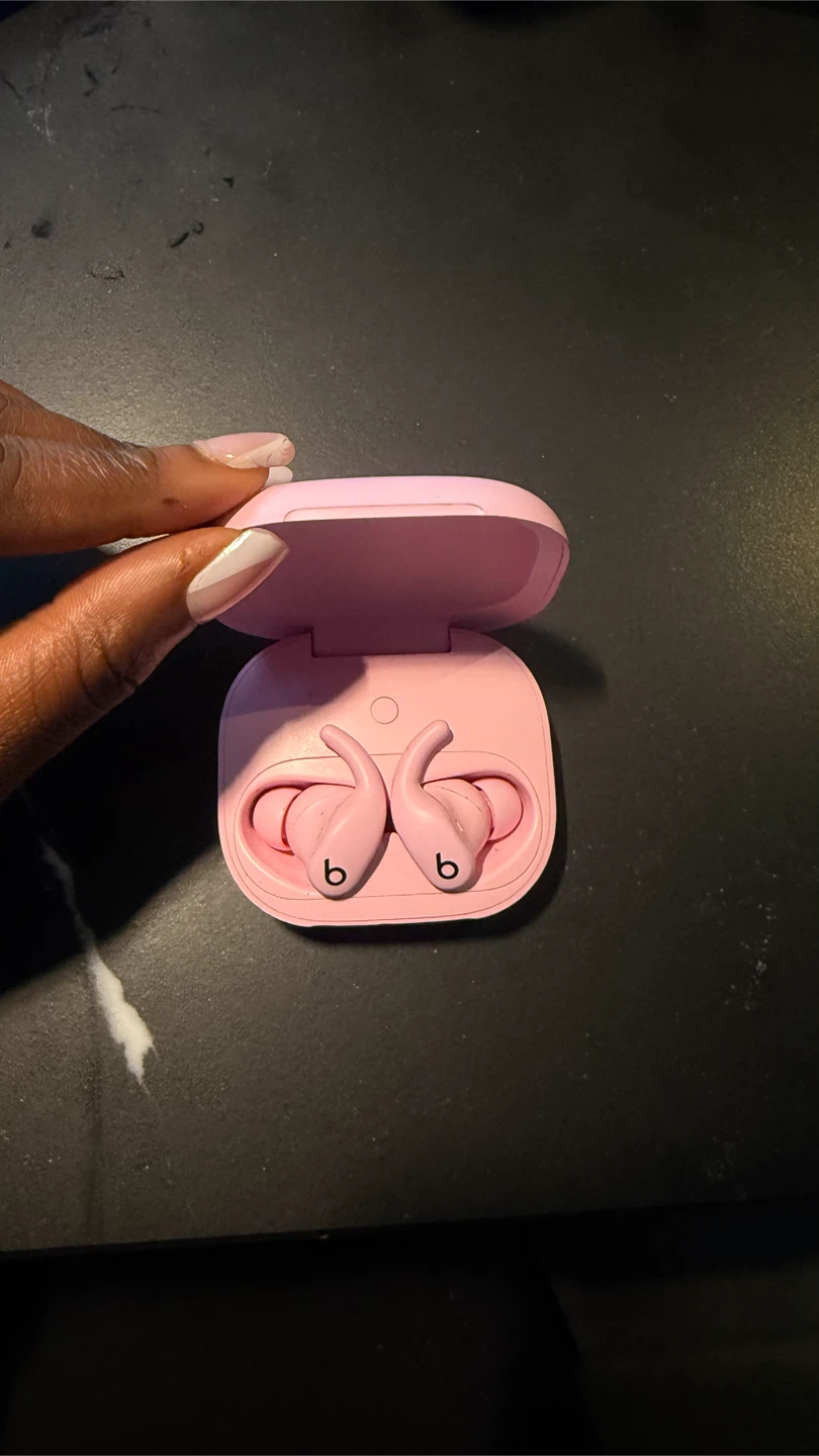 Beats Fit Pro Earbuds - Pink (barely used)