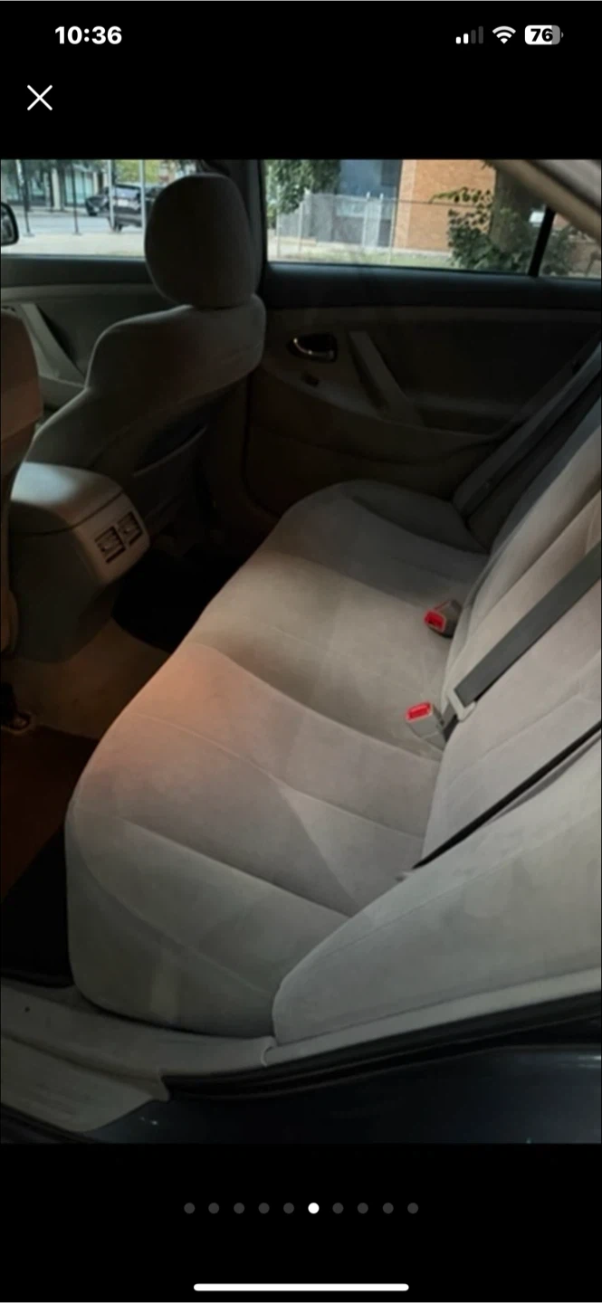 2010 Toyota camry - photo 2