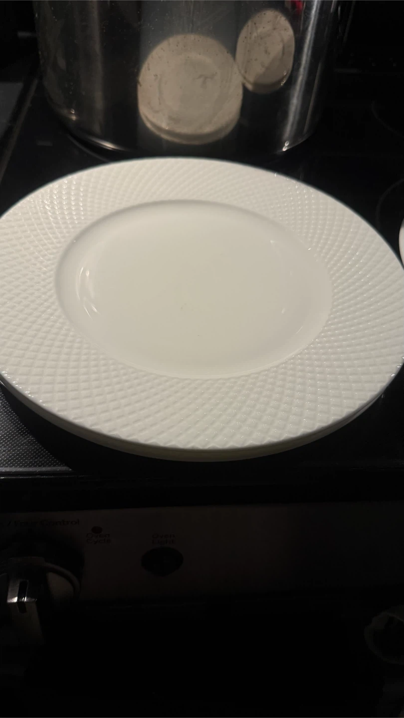 Bone China Plates (Lightly used) - photo 3
