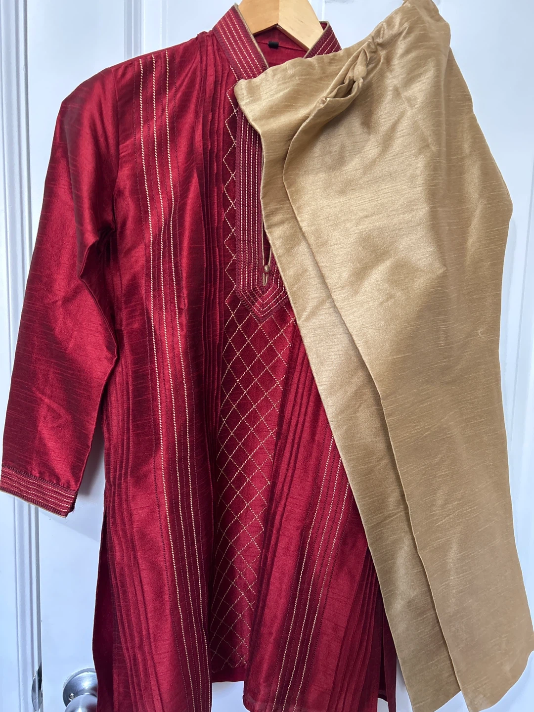 Kids Maroon Kurta with Gold Trousers - photo 3