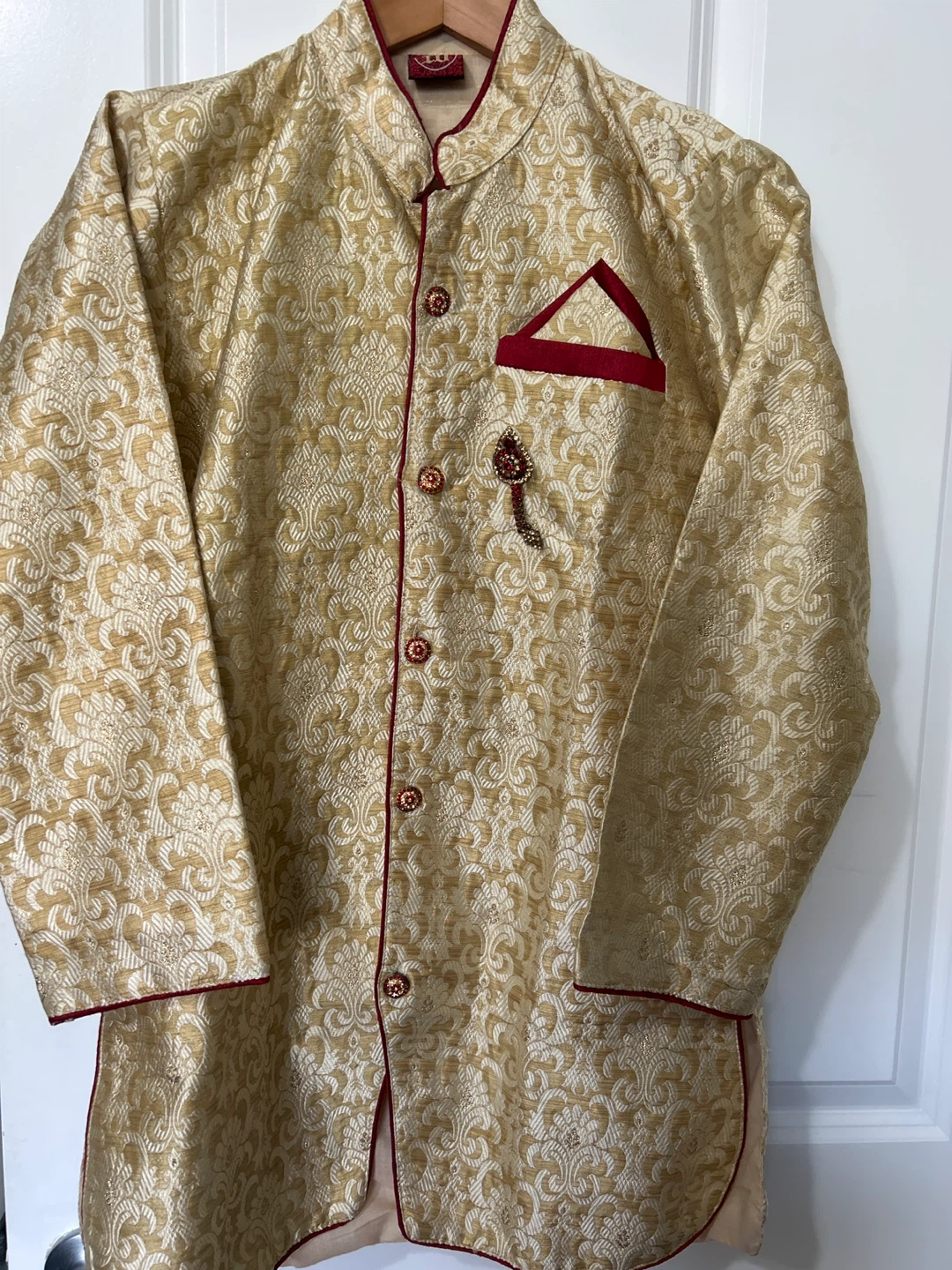 Traditional Men's Kurta Set - Gold and Maroon - photo 2