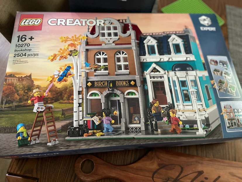 LEGO Bookshop 10270 Creator Expert - New & Sealed