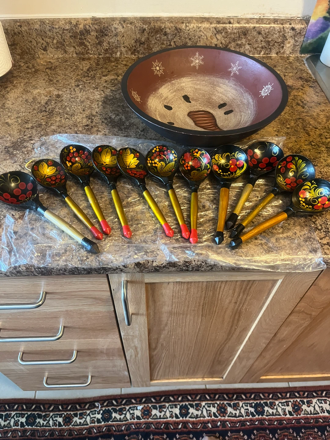 Decorative Wooden Bowl and 10 Spoons - photo 3