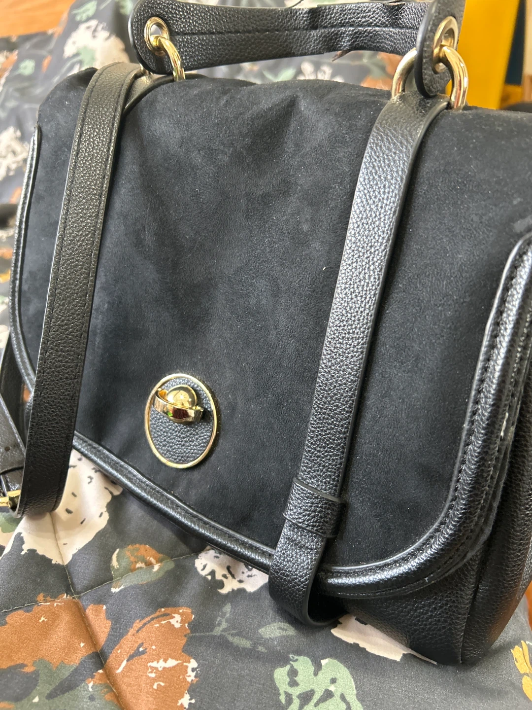 Black structured shoulder bag
