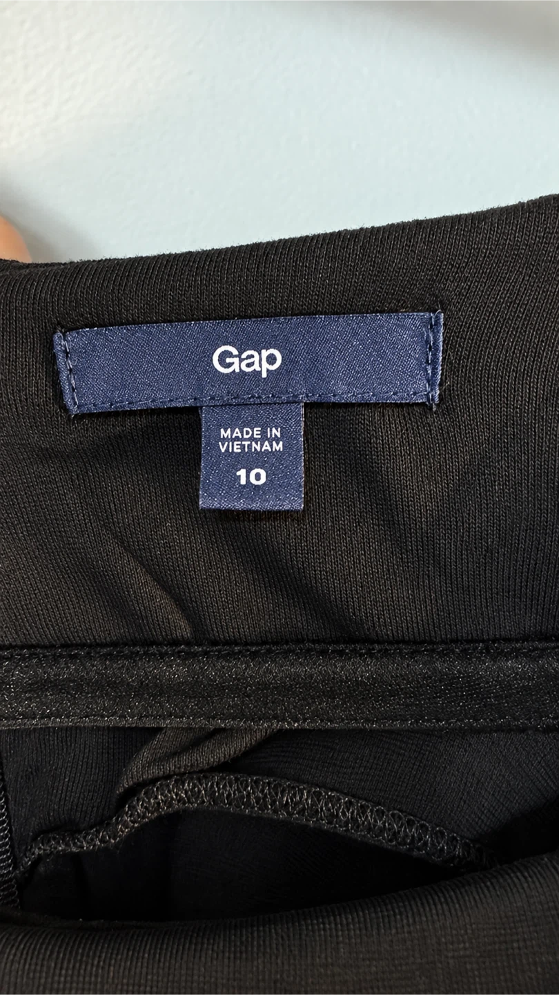 Gap black sleeveless pleated dress - photo 3