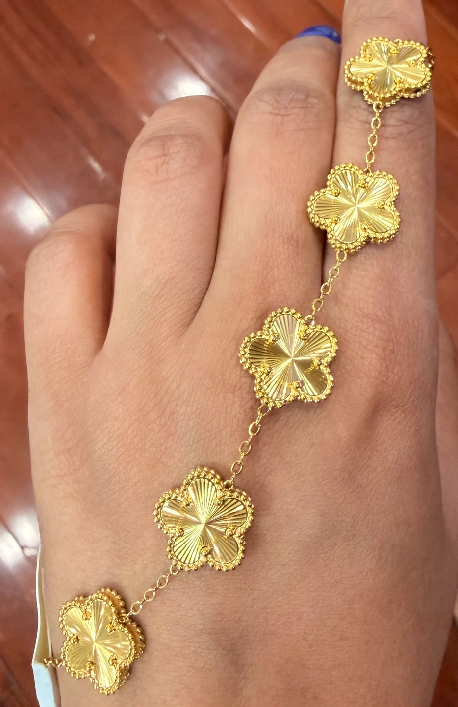 Gold Flower Motif Bracelet