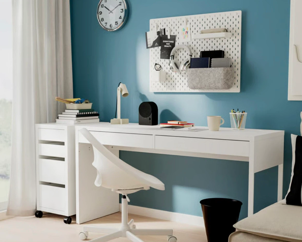 IKEA MICKE Desk – White | 142 x 50 cm
