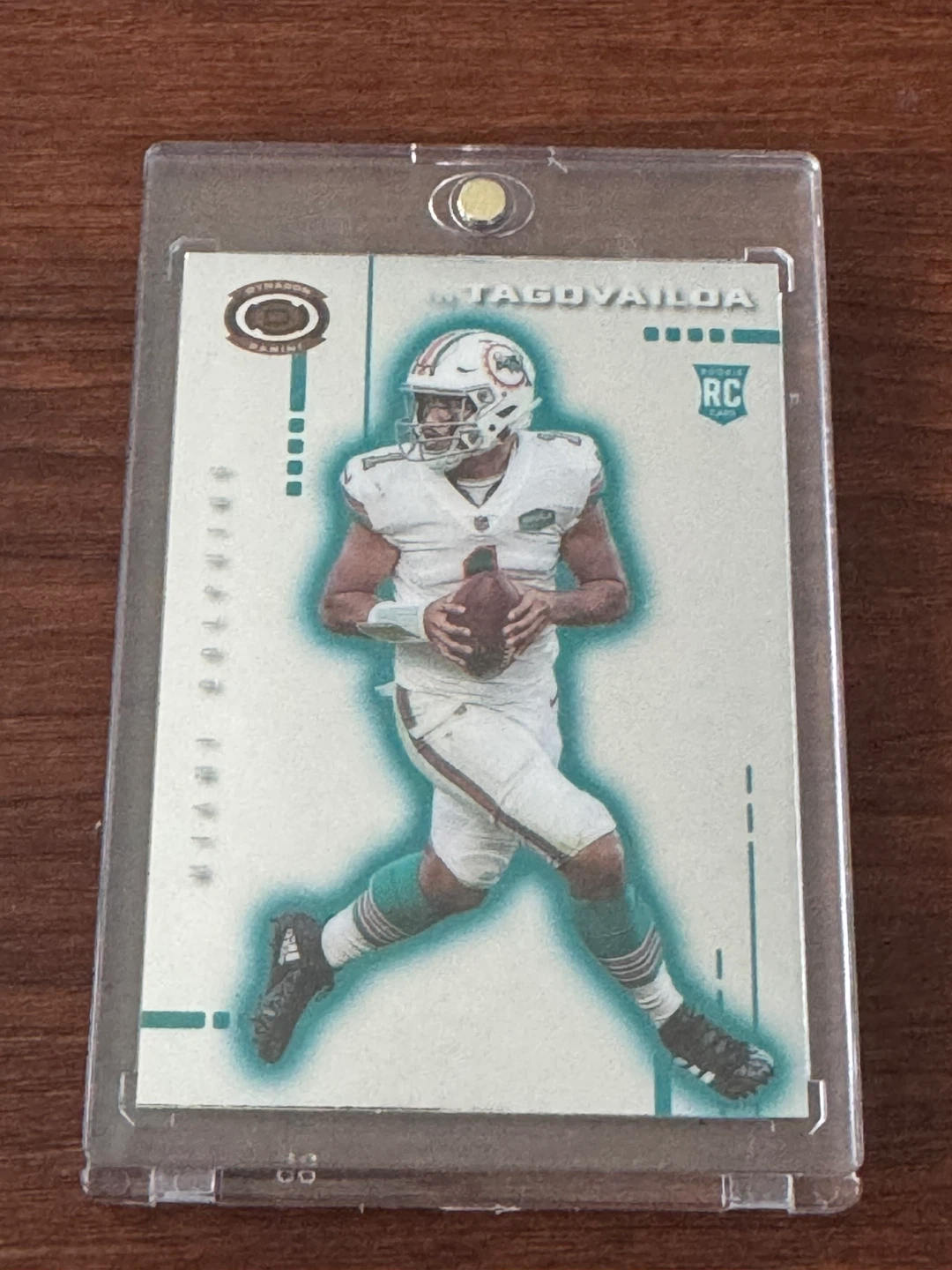 2020 Panini Chronicles Tua Tagovailoa Rookie Card