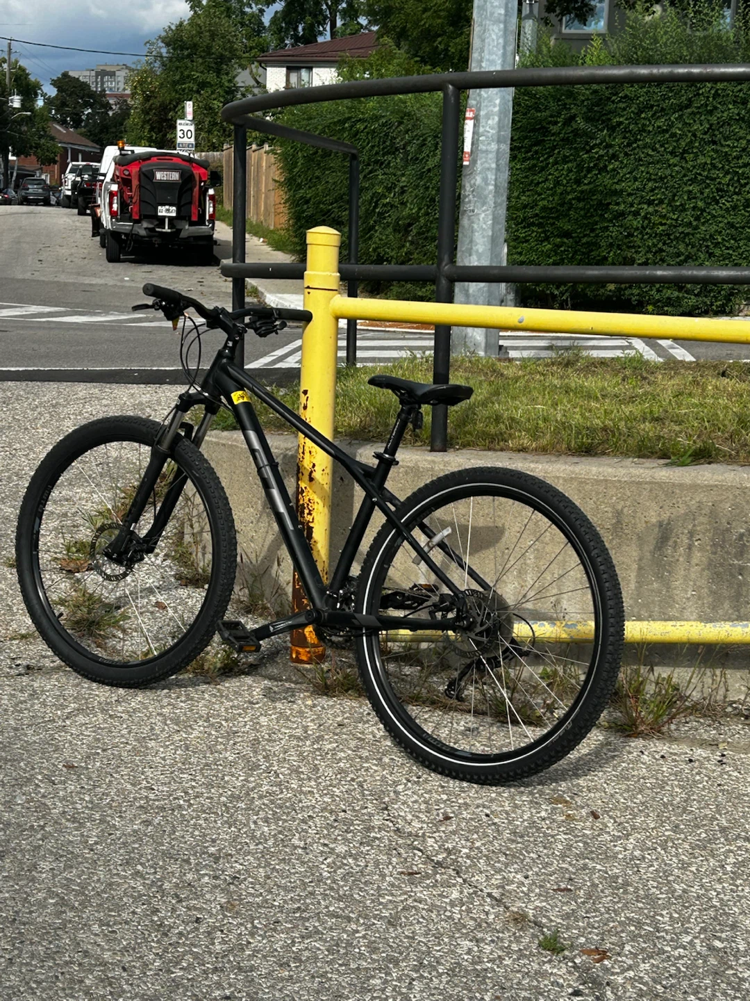 GT Aggressor Mountain Bike