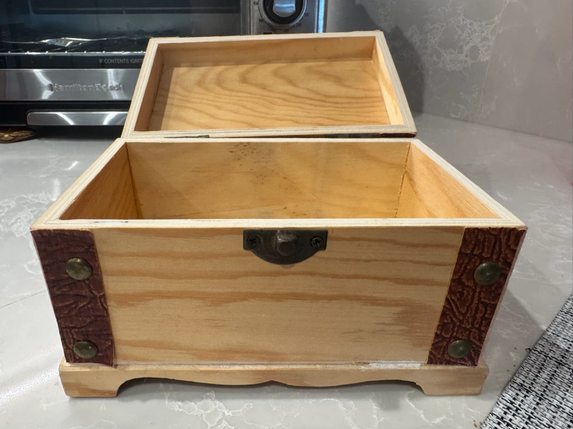 Small Decorative Wooden Treasure Chest - photo 5