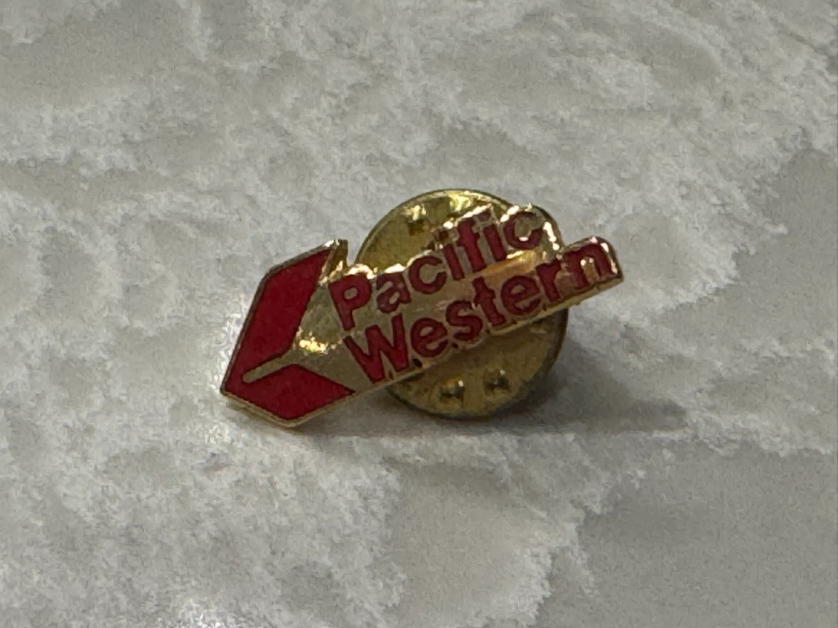 Pacific Western Airline Tag and Pin - photo 2