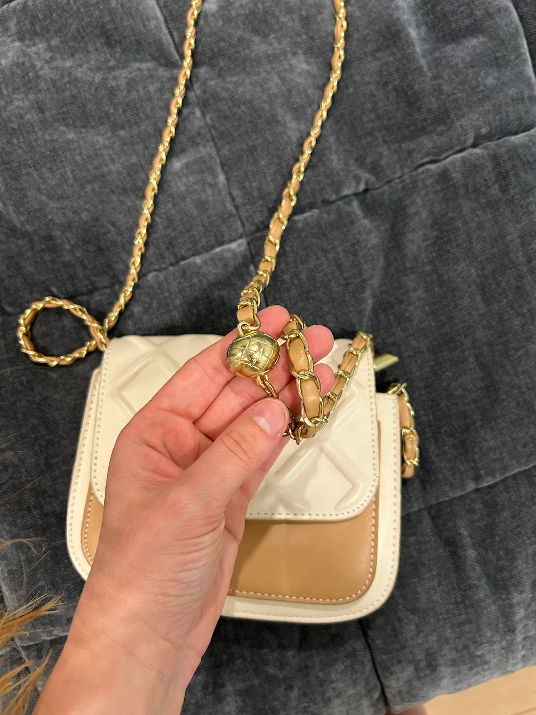 Two-Tone Quilted Crossbody Bag - photo 3