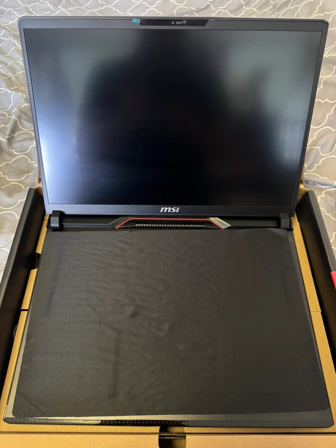 MSI Raider GE78 HX 14V Gaming Laptop - photo 4