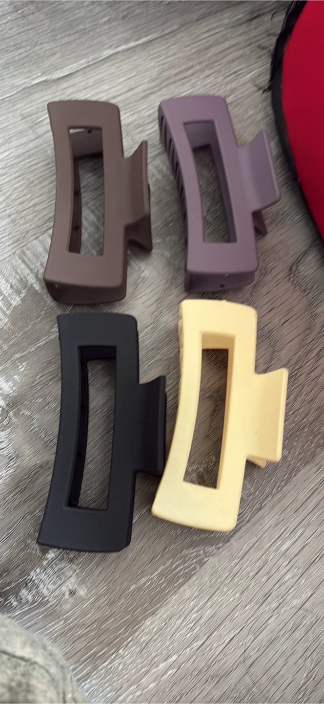 Set of 4 Matte Hair Claw Clips