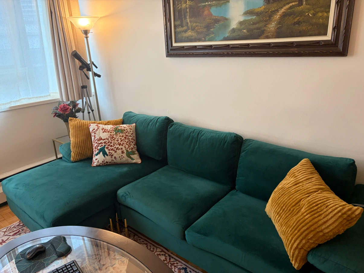 Emerald Green Velvet Sectional Sofa - photo 3