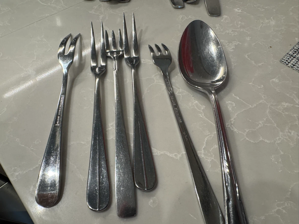 Assorted Stainless Steel Cutlery Set - photo 2