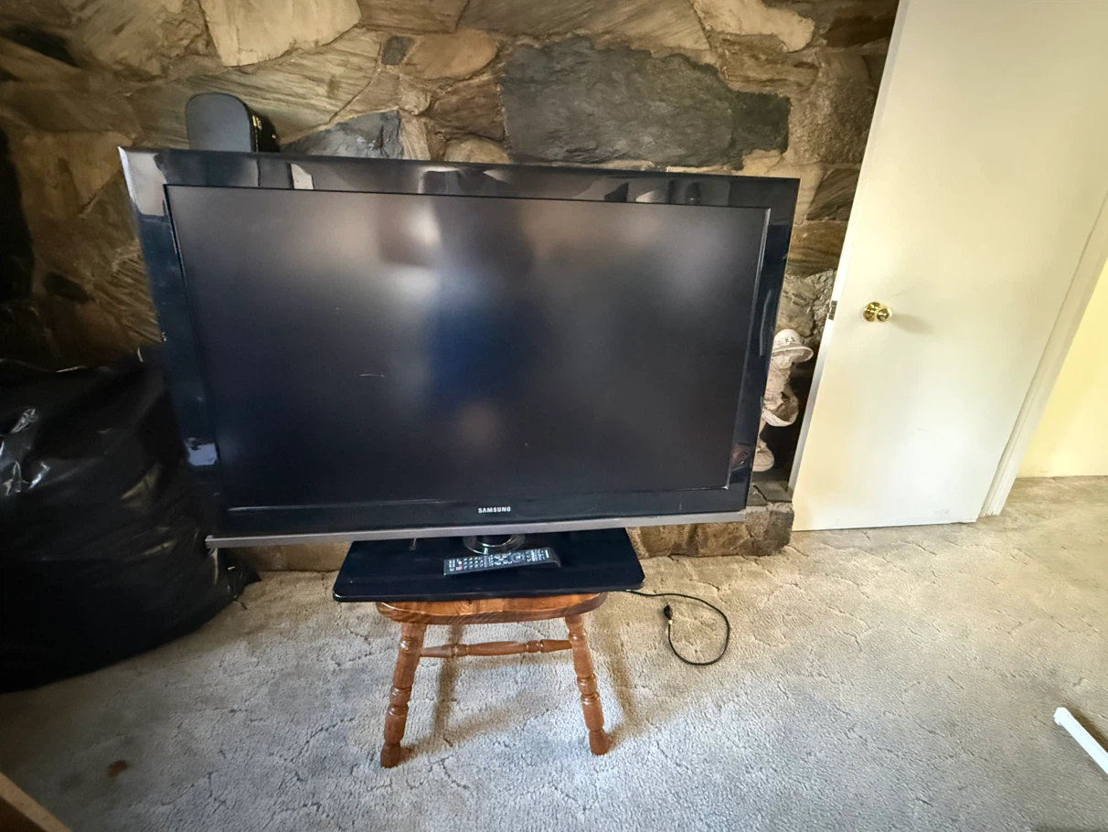 Samsung 46-inch LCD Television