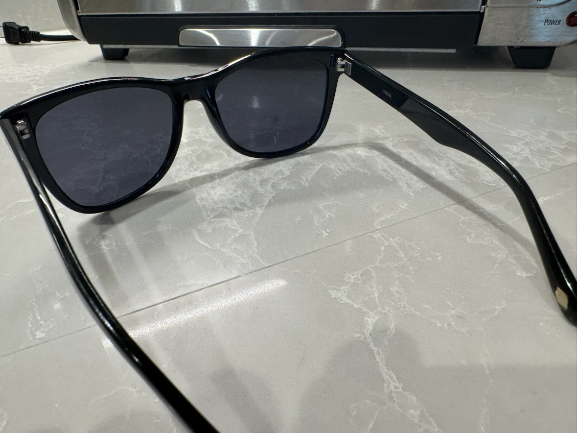 Fossil Black Sunglasses - photo 2