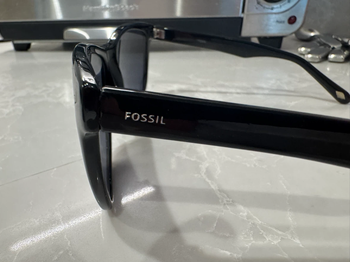 Fossil Black Sunglasses - photo 3