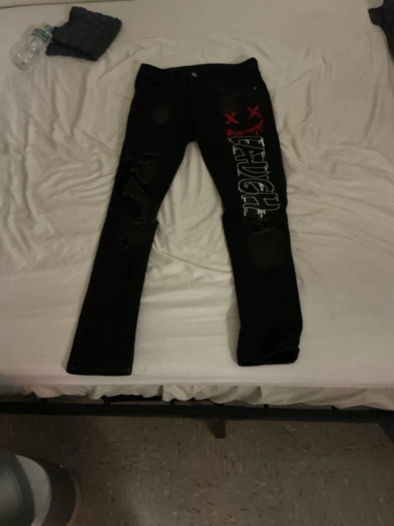 Black Distressed Graphic Jeans