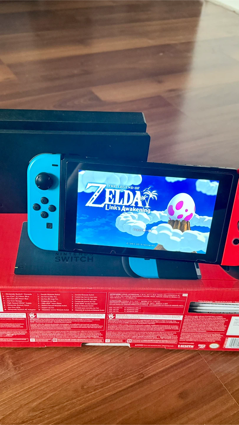 Nintendo Switch Bundle + 256GB + Extra Controller + Case + Box - photo 3