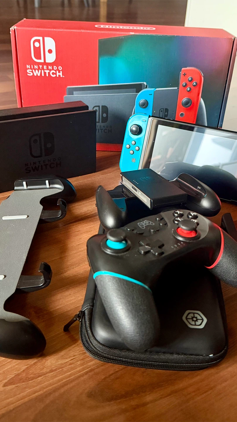 Nintendo Switch Bundle + 256GB + Extra Controller + Case + Box - photo 5