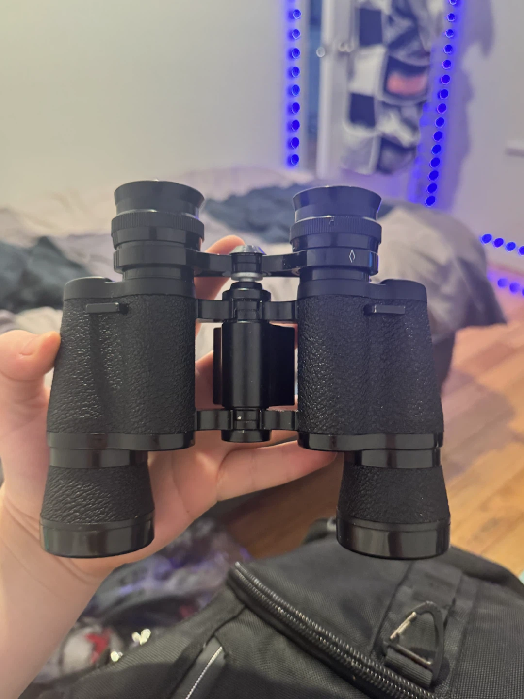 Bushnell Insta-Focus Binoculars - photo 2