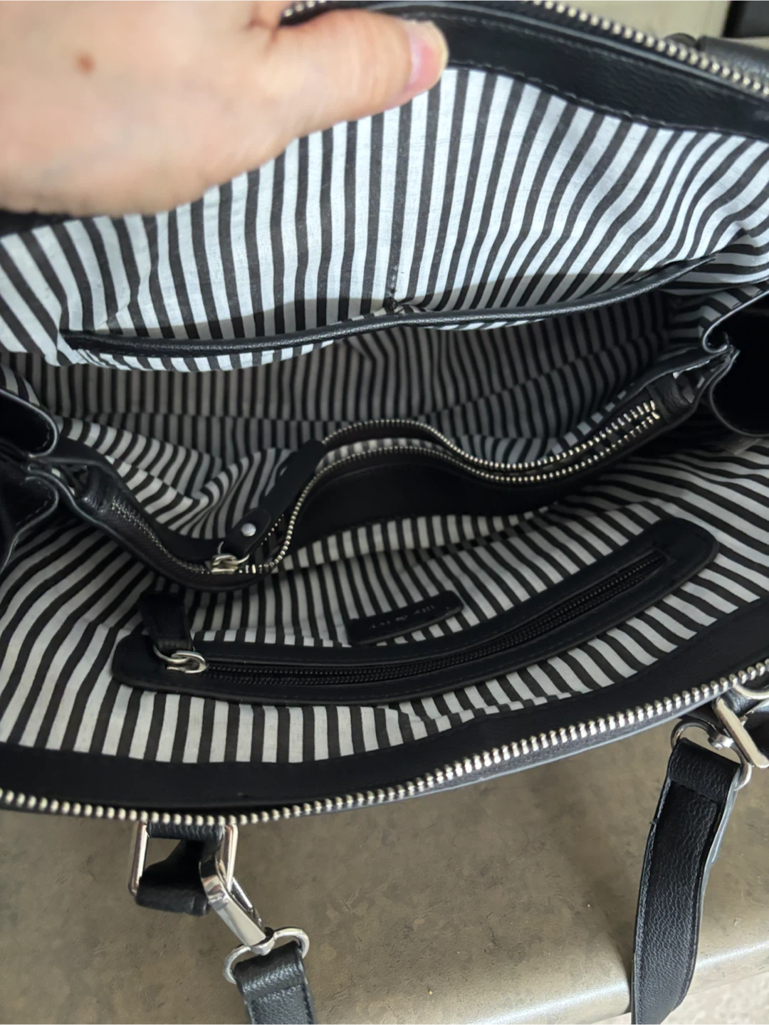 Black Lily & Ally Handbag - photo 2