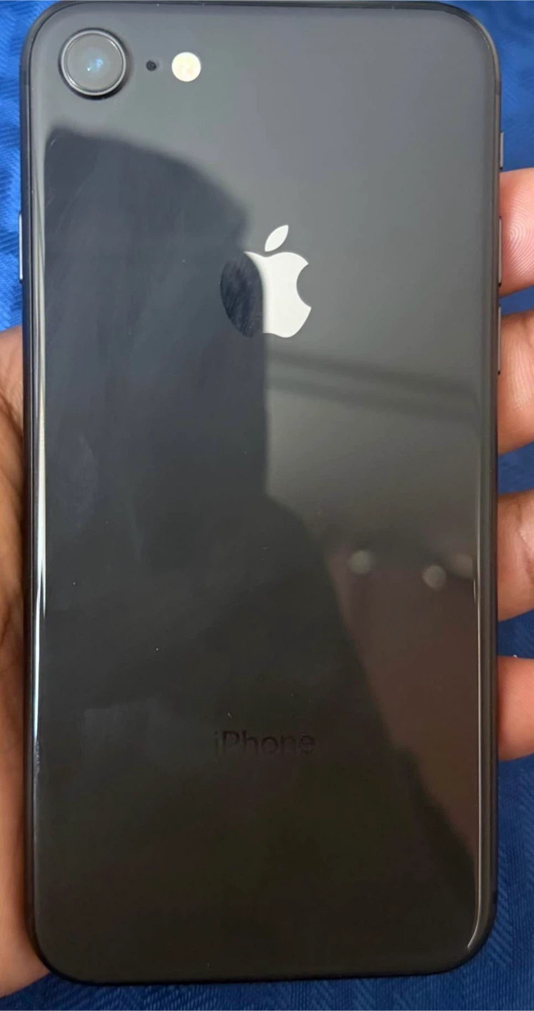 Apple iPhone 8