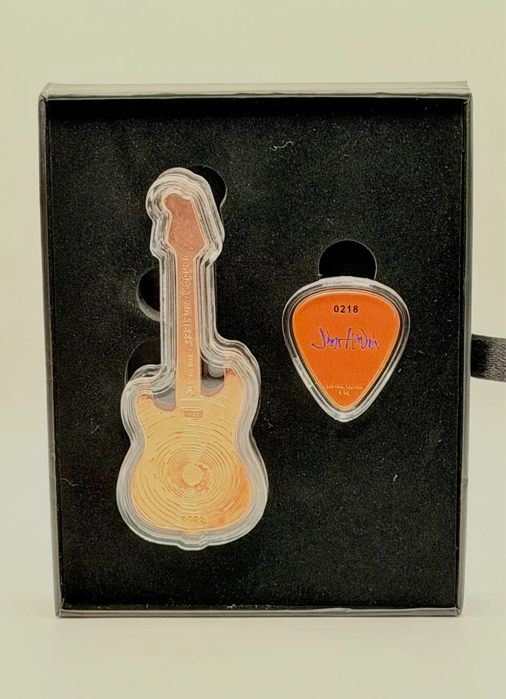 Jimi Hendrix 50 Grams .990 Pure Copper Guitar with pick - photo 4