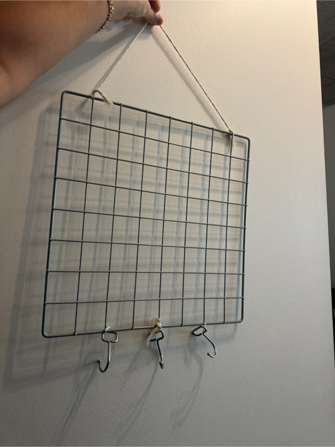 Metal Wall Grid Organizer with Hooks