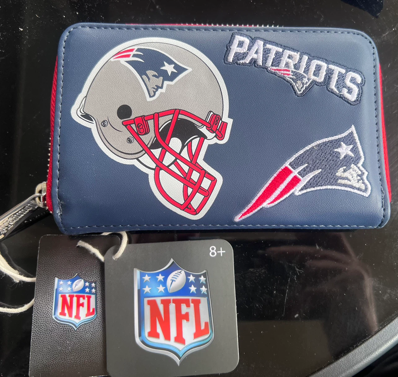 New England Patriots Loungefly Zip Wallet