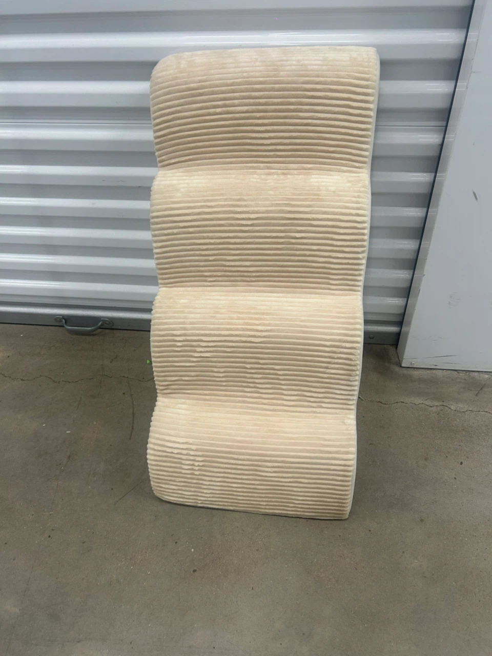 Cream Corduroy Pet Stairs - photo 2
