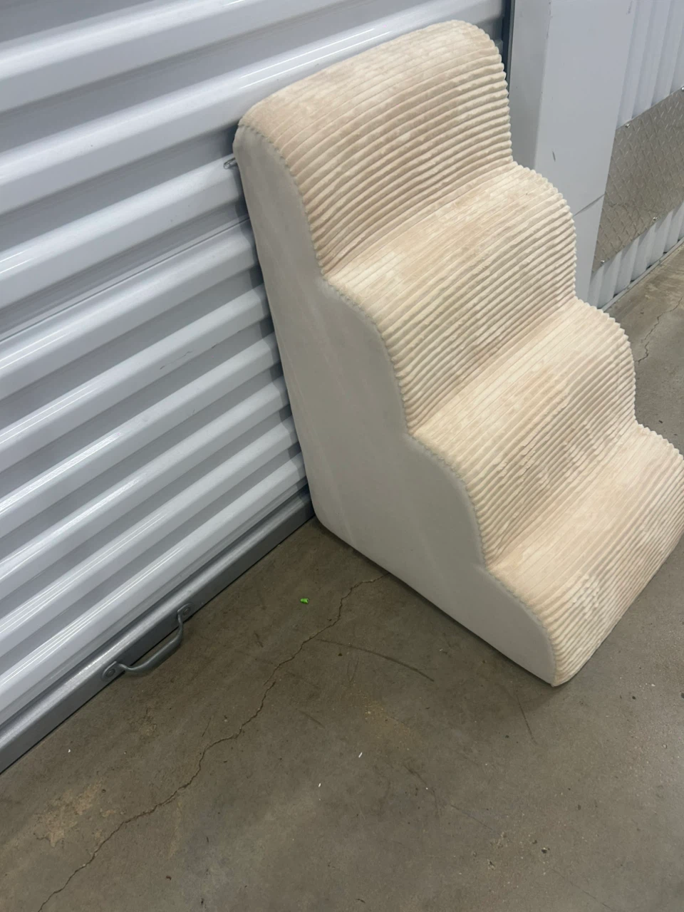 Cream Corduroy Pet Stairs - photo 4