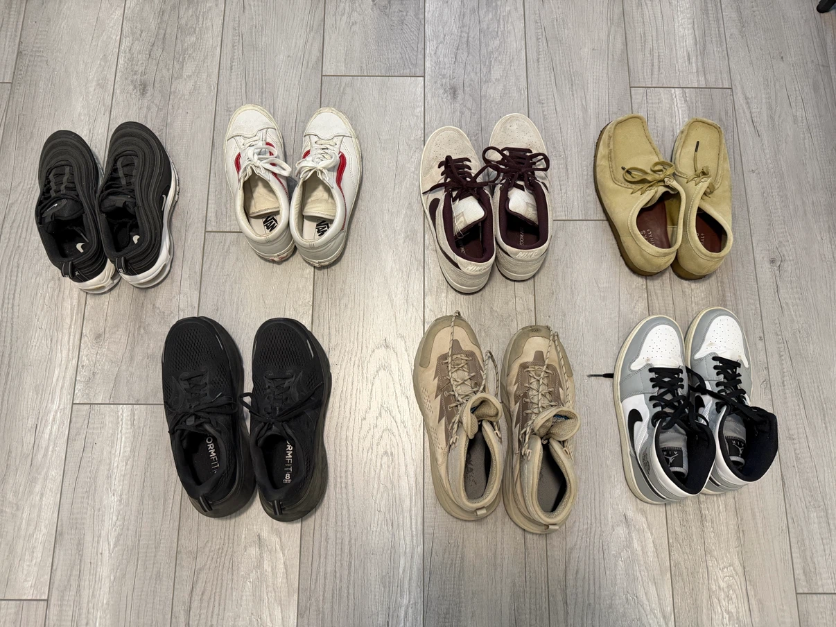 Selling new like, beater shoes